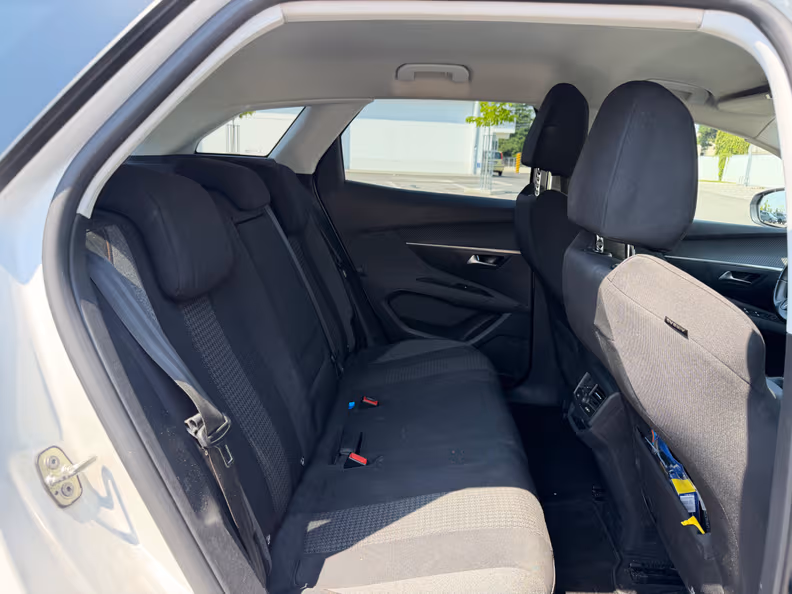 Peugeot 3008 - 16
