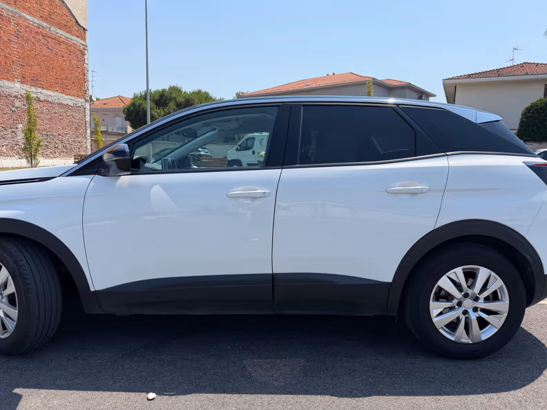 Peugeot 3008 - 8