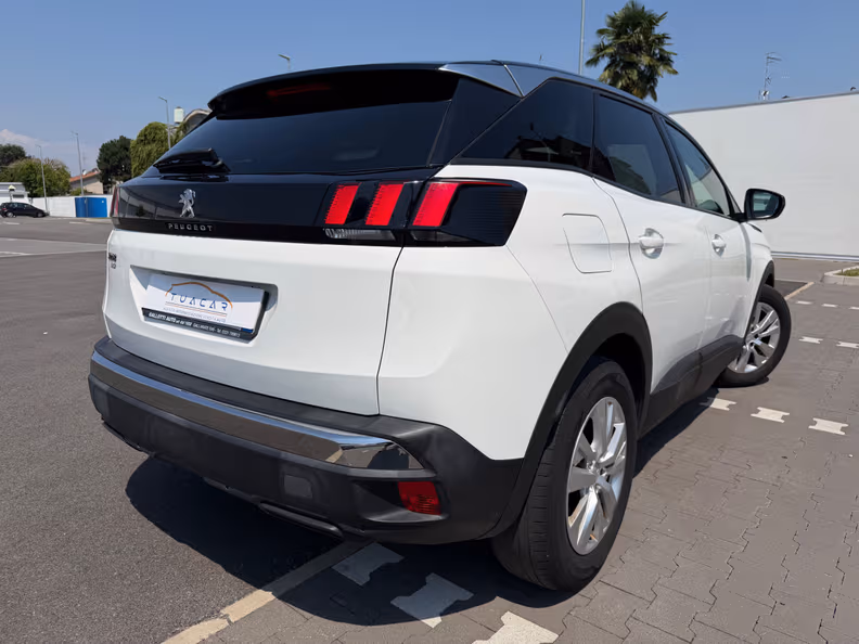 Peugeot 3008 - 5