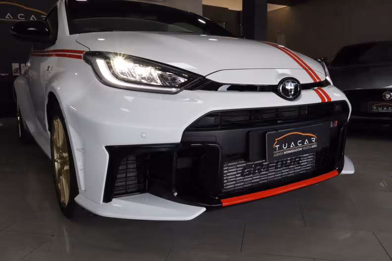 Toyota Yaris - 17