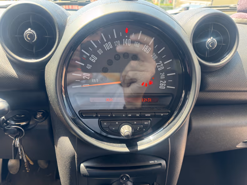 Mini Countryman - 11