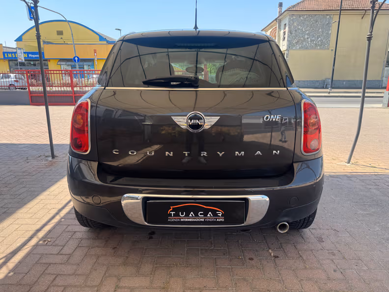 Mini Countryman - 5