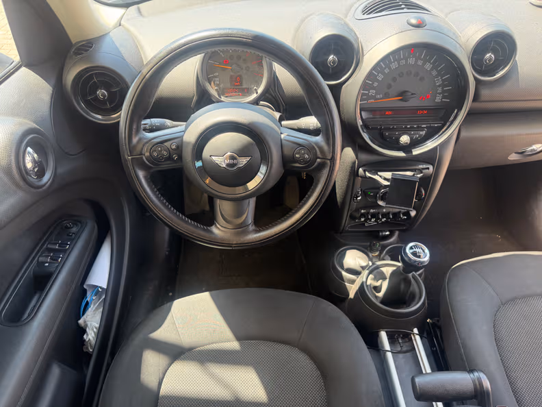 Mini Countryman - 8