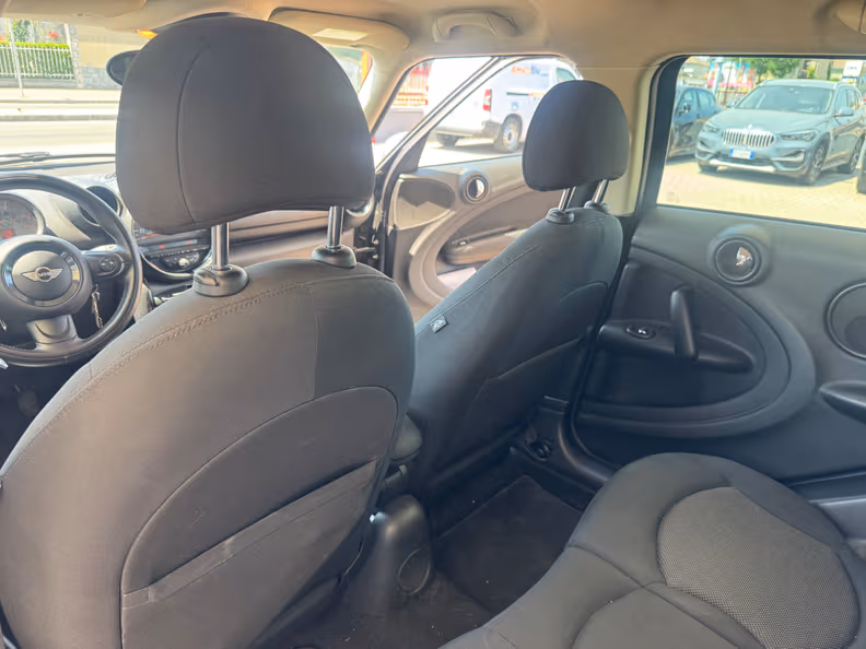 Mini Countryman - 28