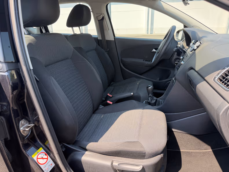 Volkswagen Polo - 13