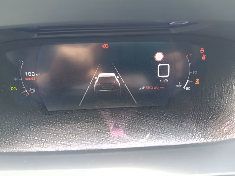 Peugeot 2008 - 12