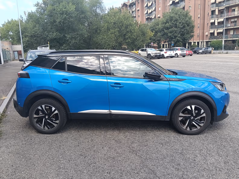 Peugeot 2008 - 7