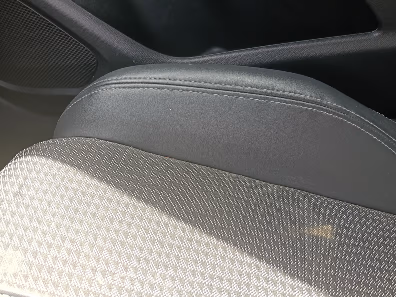 Peugeot 2008 - 24