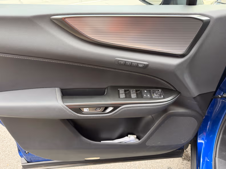 Lexus NX - 34