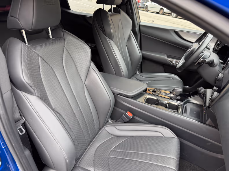 Lexus NX - 28