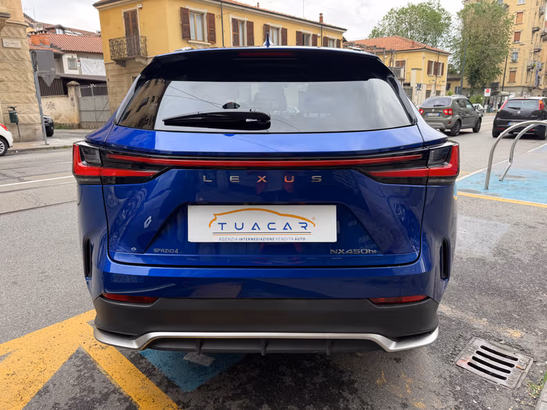 Lexus NX - 7