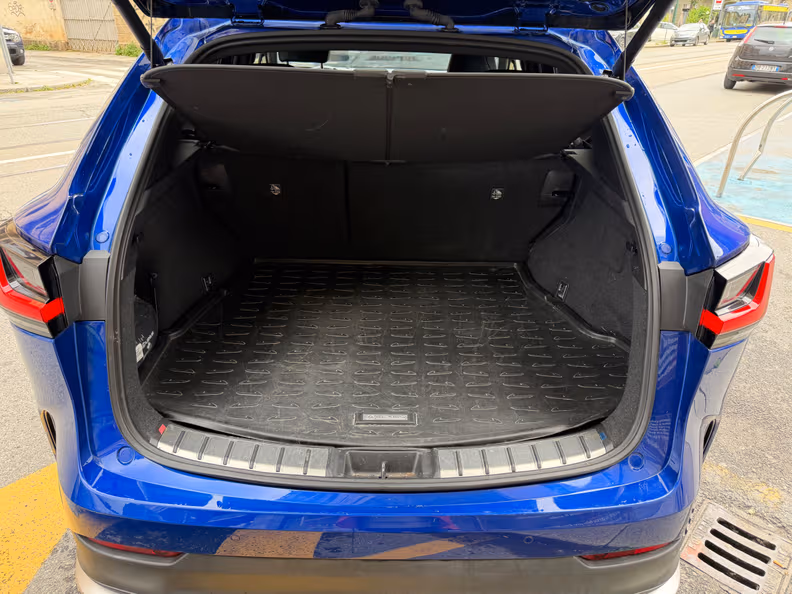 Lexus NX - 37