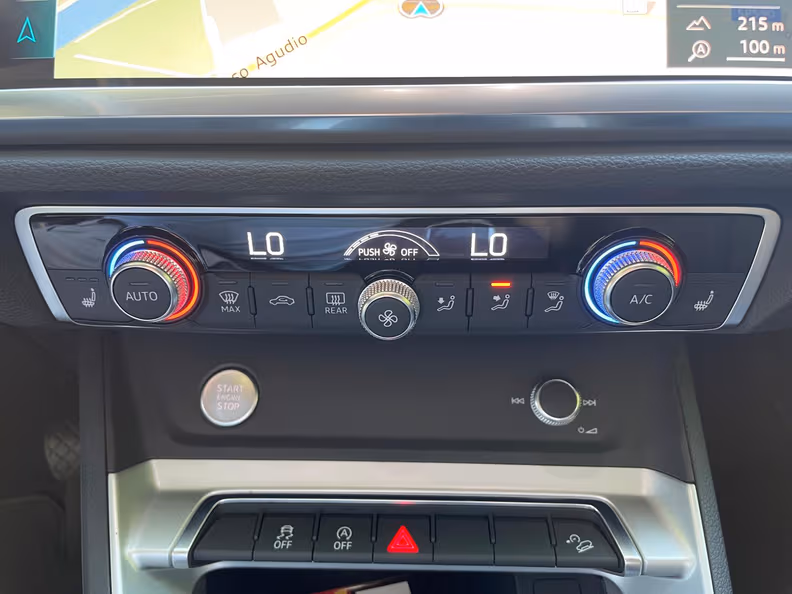 Audi Q3 - 30