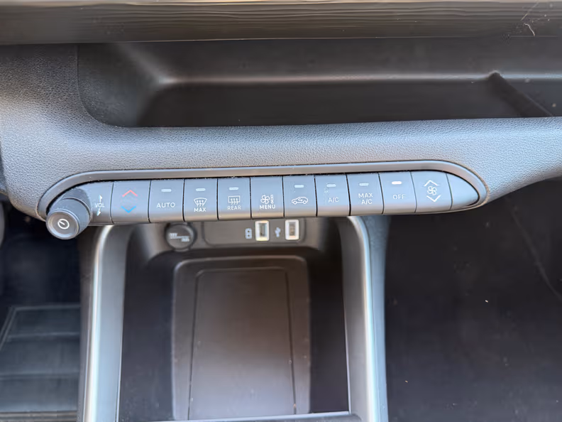 Jeep Avenger - 23
