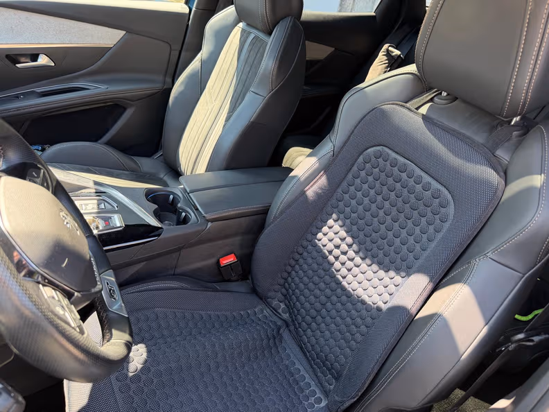 Peugeot 3008 - 11