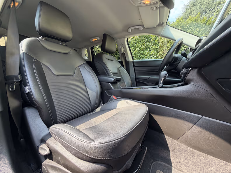 Jeep Compass - 17