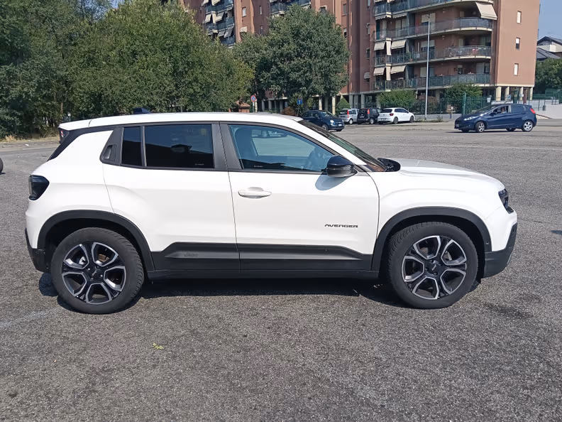 Jeep Avenger - 4