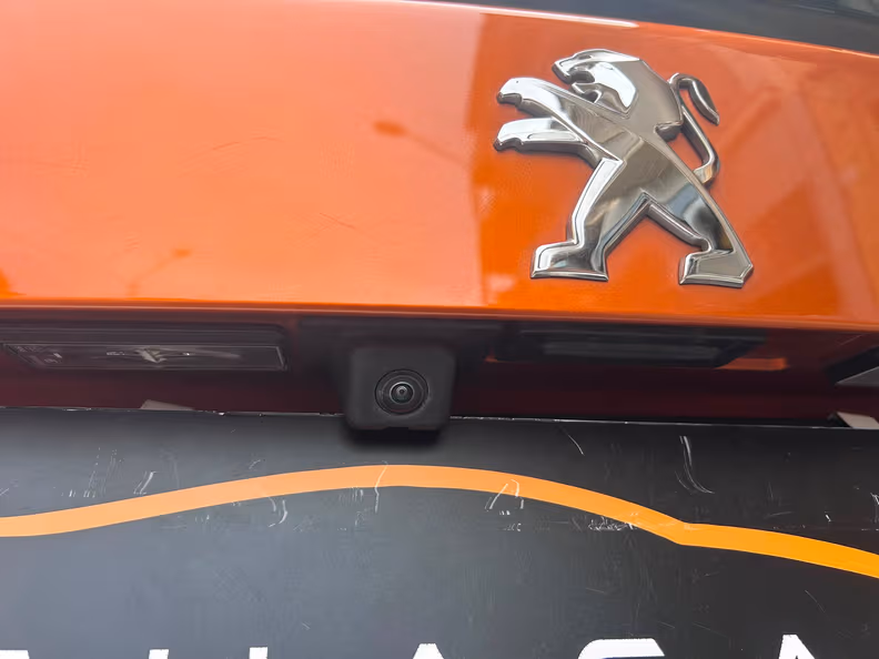 Peugeot 2008 - 21