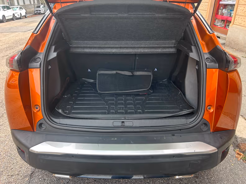 Peugeot 2008 - 19