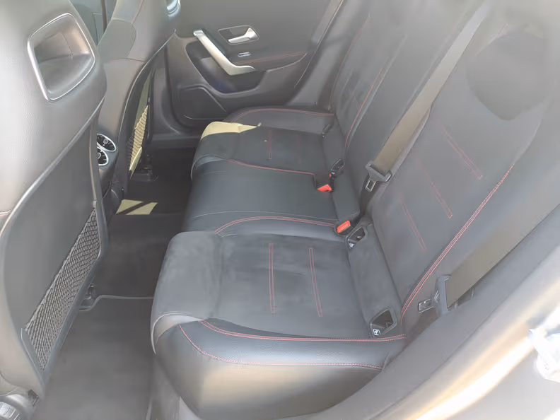 Mercedes-Benz CLA - 49