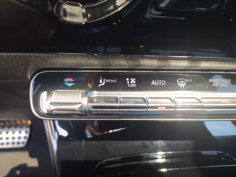 Mercedes-Benz CLA - 64