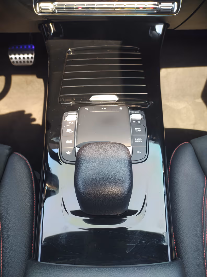 Mercedes-Benz CLA - 53