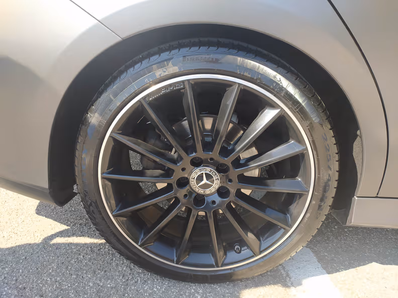 Mercedes-Benz CLA - 24