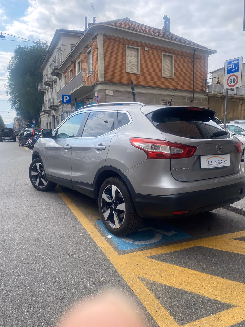 Nissan Qashqai - 4