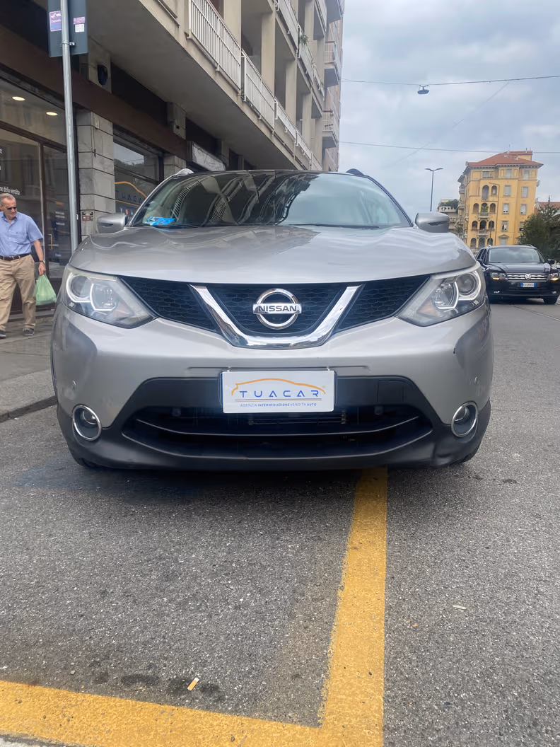 Nissan Qashqai - 2