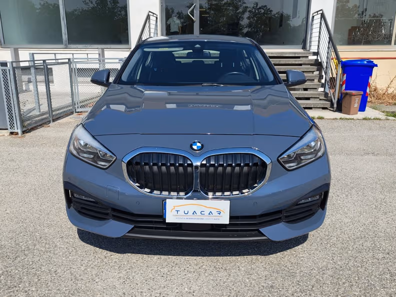 BMW Serie 1 - 8