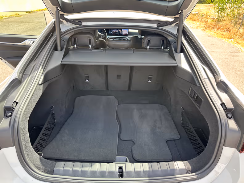 BMW i4 - 7
