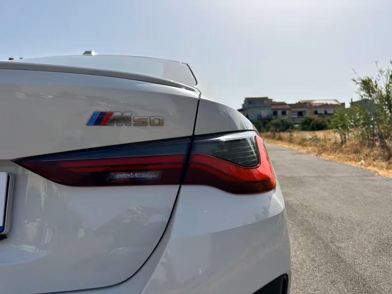 BMW i4 - 40