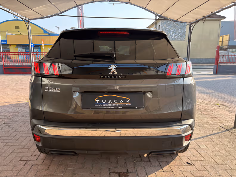 Peugeot 3008 - 8