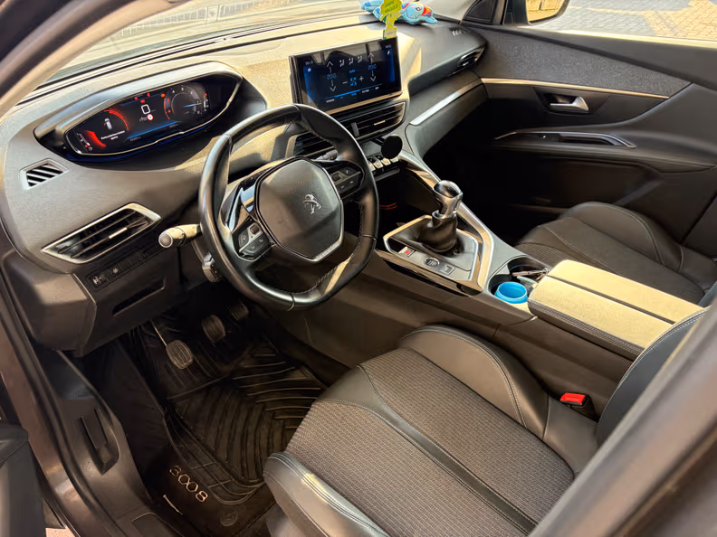 Peugeot 3008 - 11