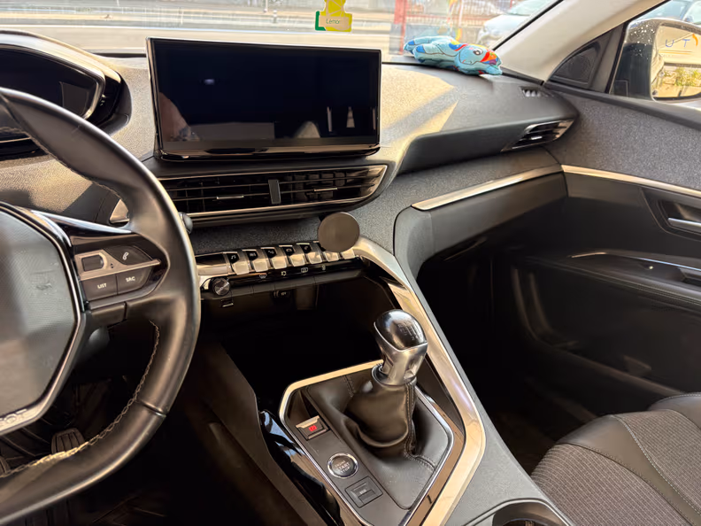 Peugeot 3008 - 18