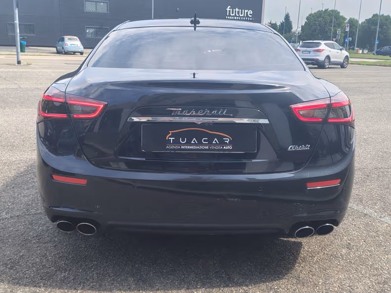 Maserati Ghibli - 6