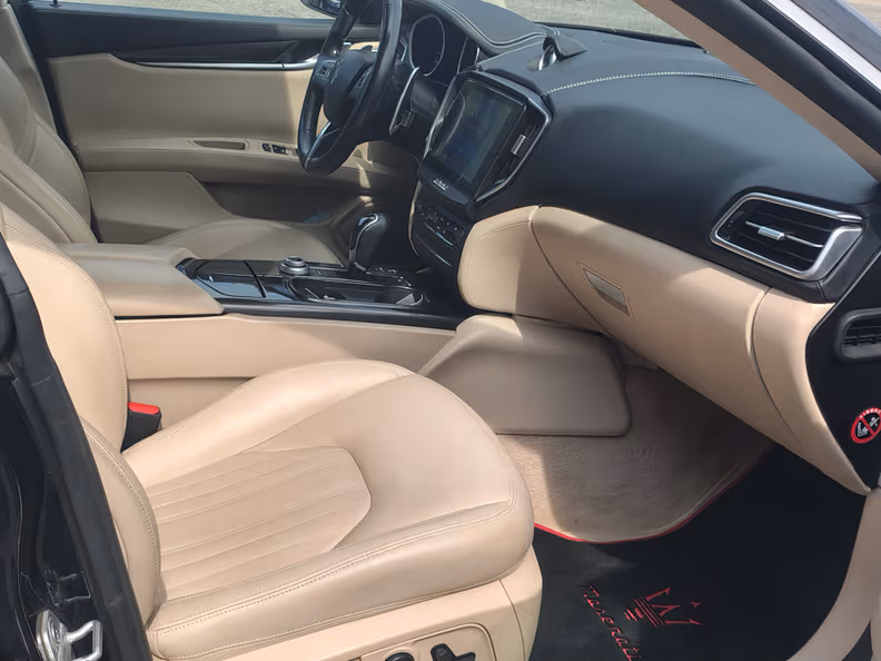 Maserati Ghibli - 18