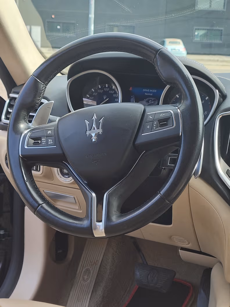 Maserati Ghibli - 11