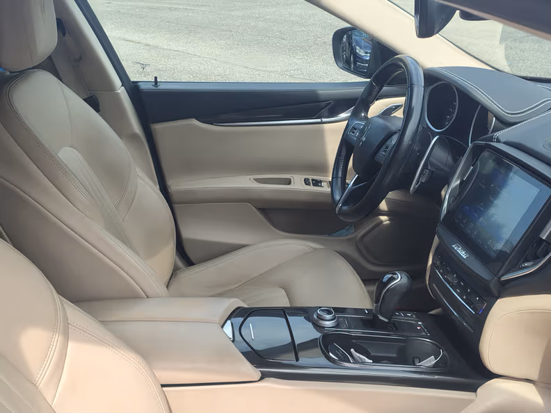 Maserati Ghibli - 19