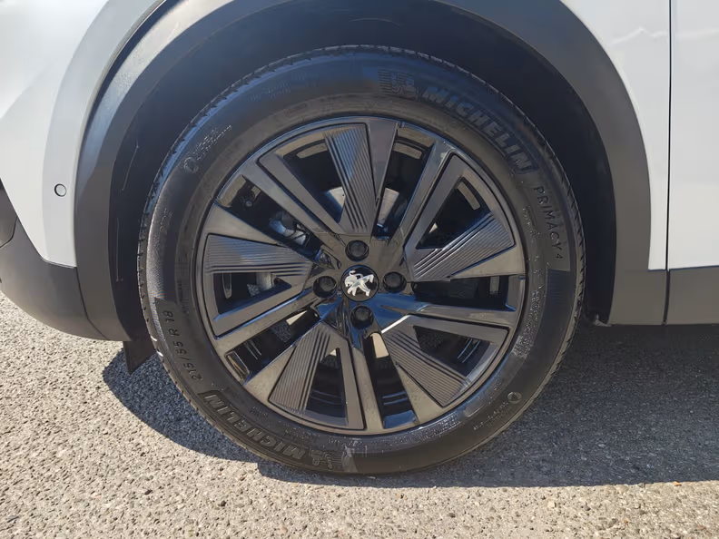 Peugeot 2008 - 10