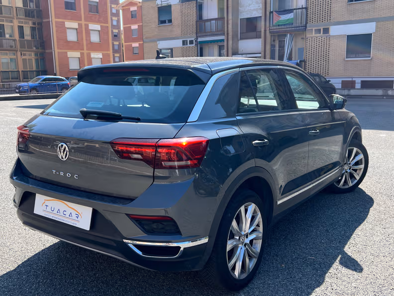 Volkswagen T-Roc - 4
