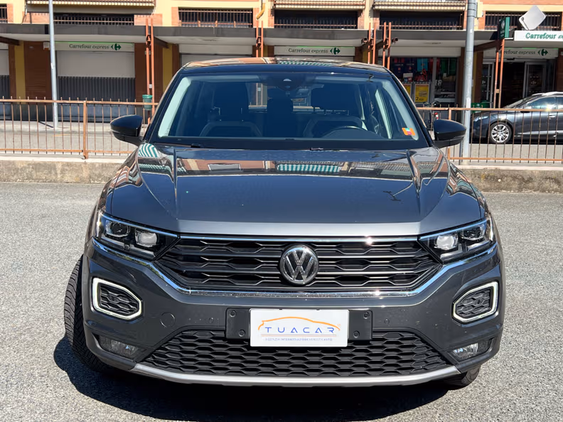 Volkswagen T-Roc - 3