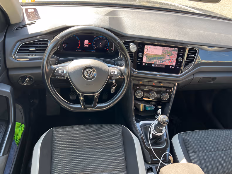 Volkswagen T-Roc - 20