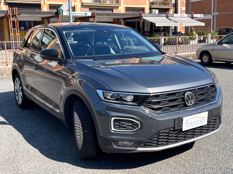Volkswagen T-Roc - 2