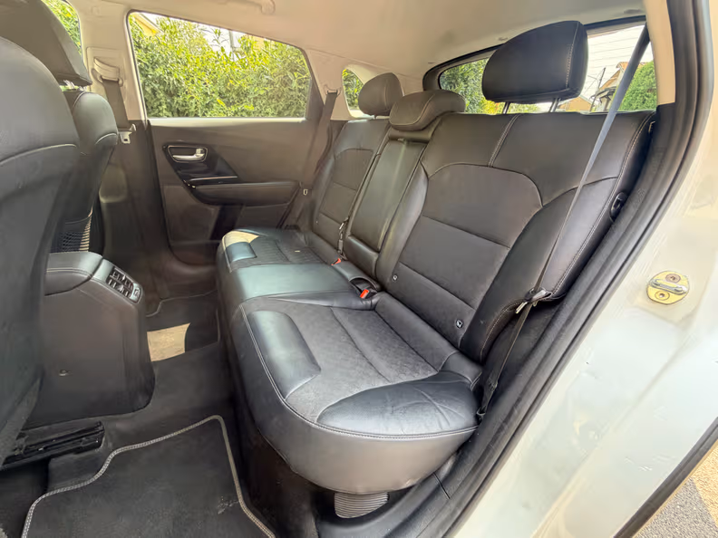 Kia Niro - 31