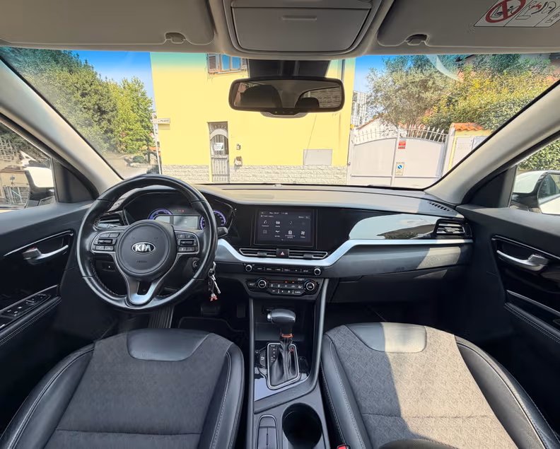 Kia Niro - 14