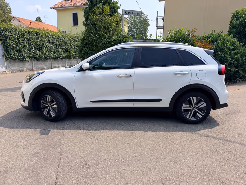 Kia Niro - 8