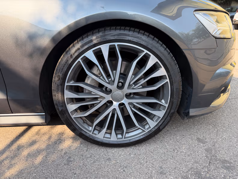 Audi A6 - 9