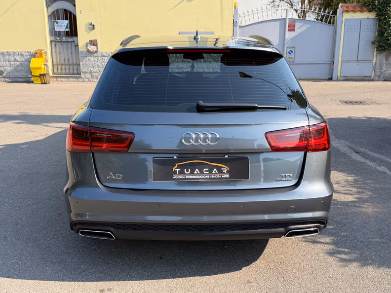 Audi A6 - 6