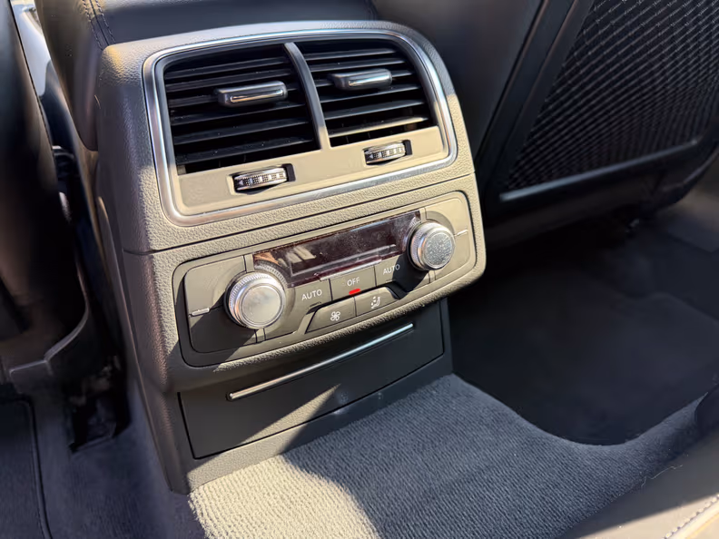 Audi A6 - 30